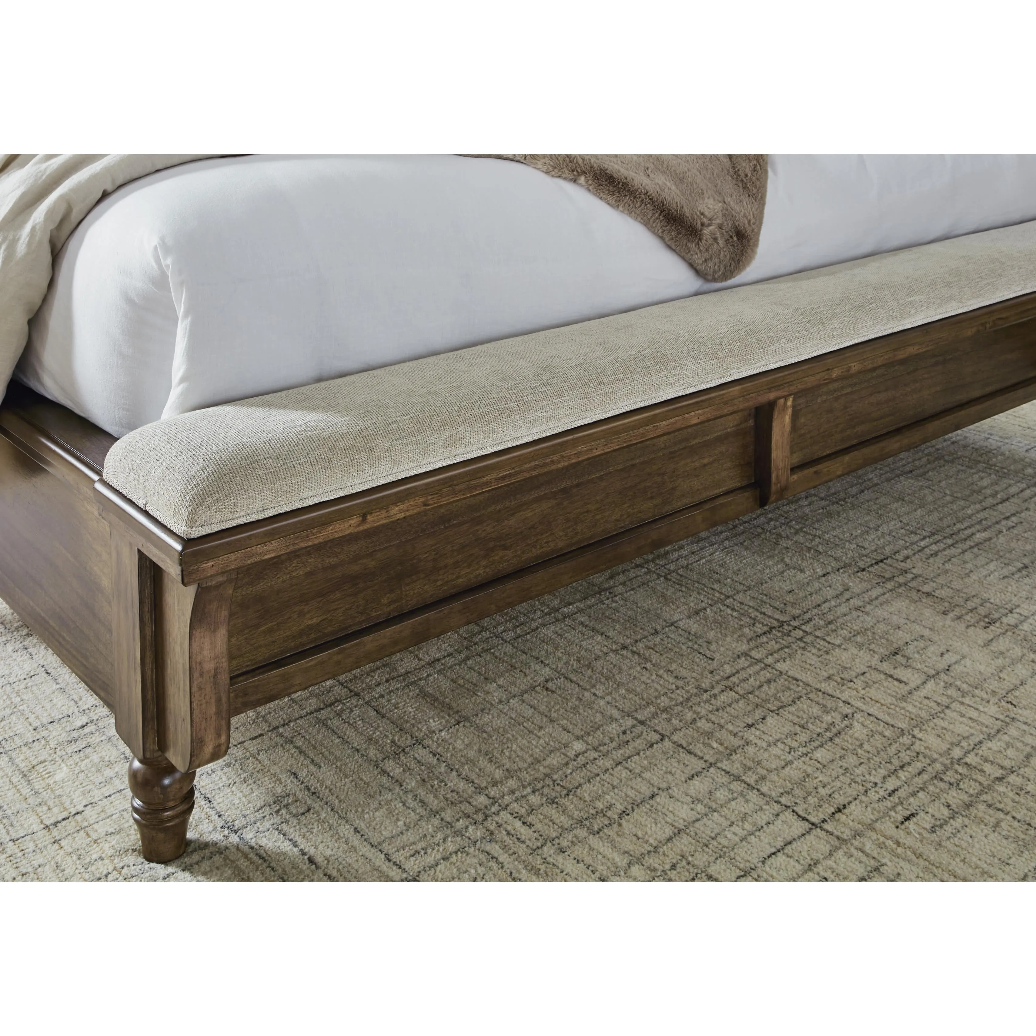 Benchcraft Sturlayne B787B5 California King Upholstered Panel Bed