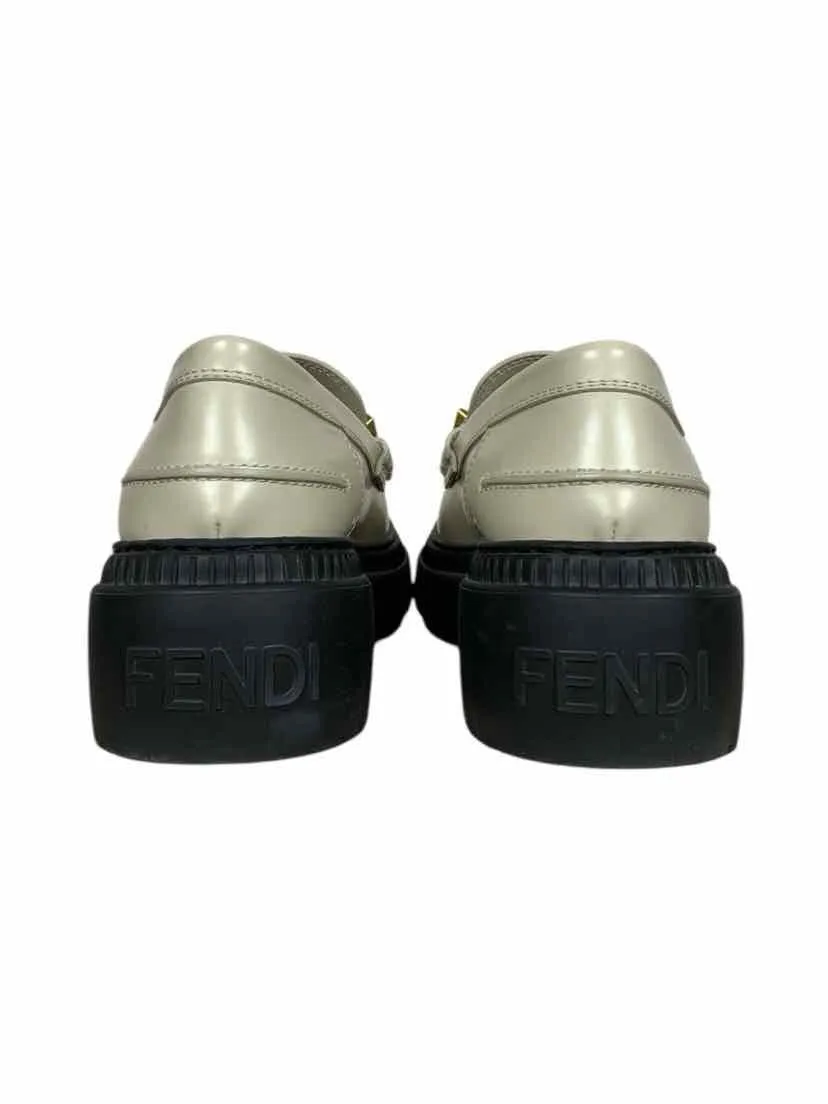 Fendi Size 39 Loafers