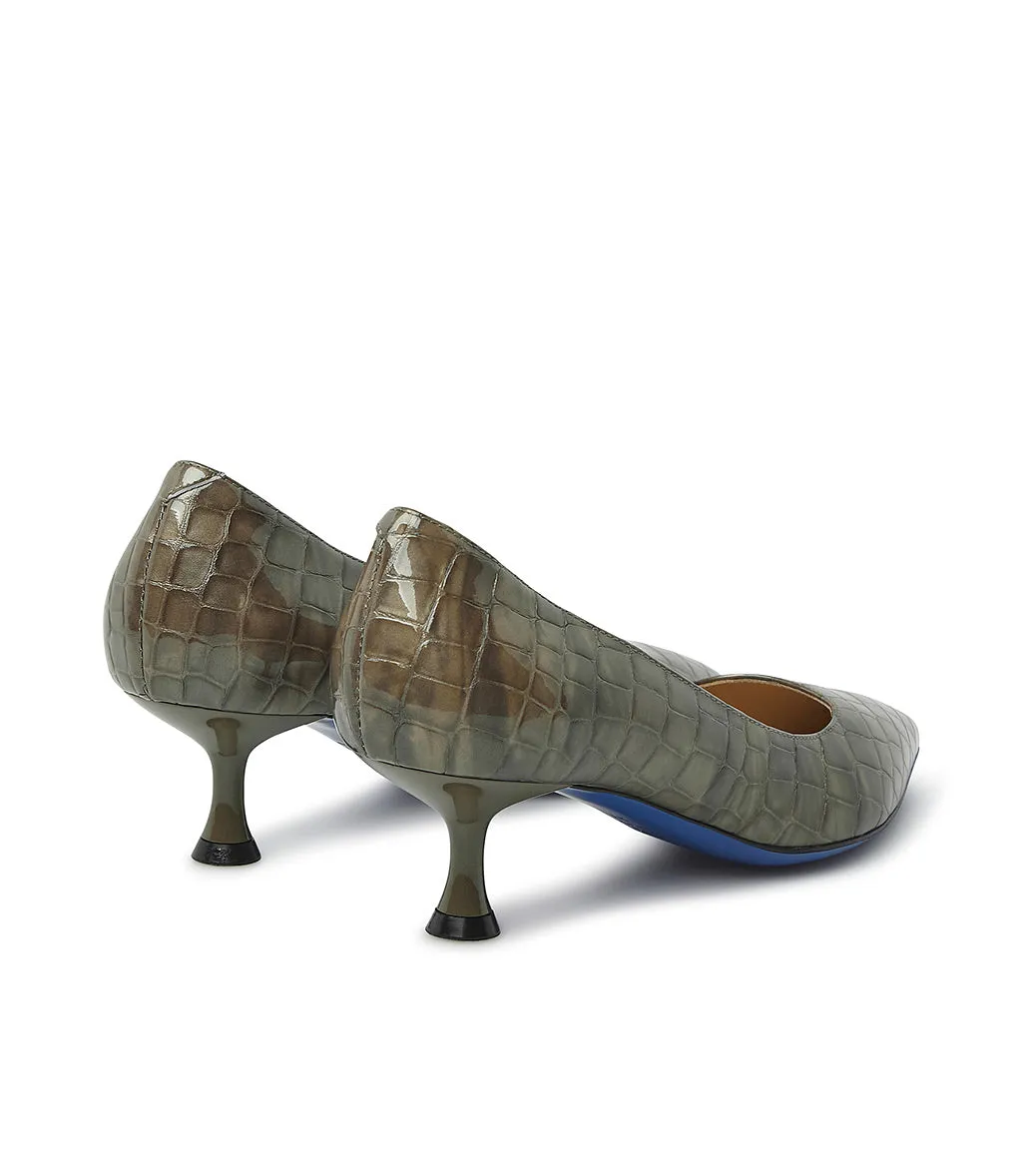 Mud embossed patent leather pumps