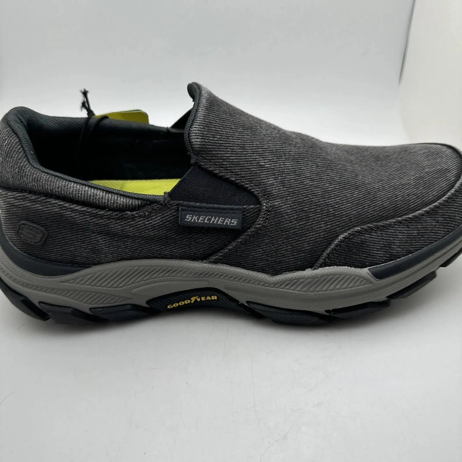Skechers Mens Fallston Relaxed Fit Memory Foam Shoes