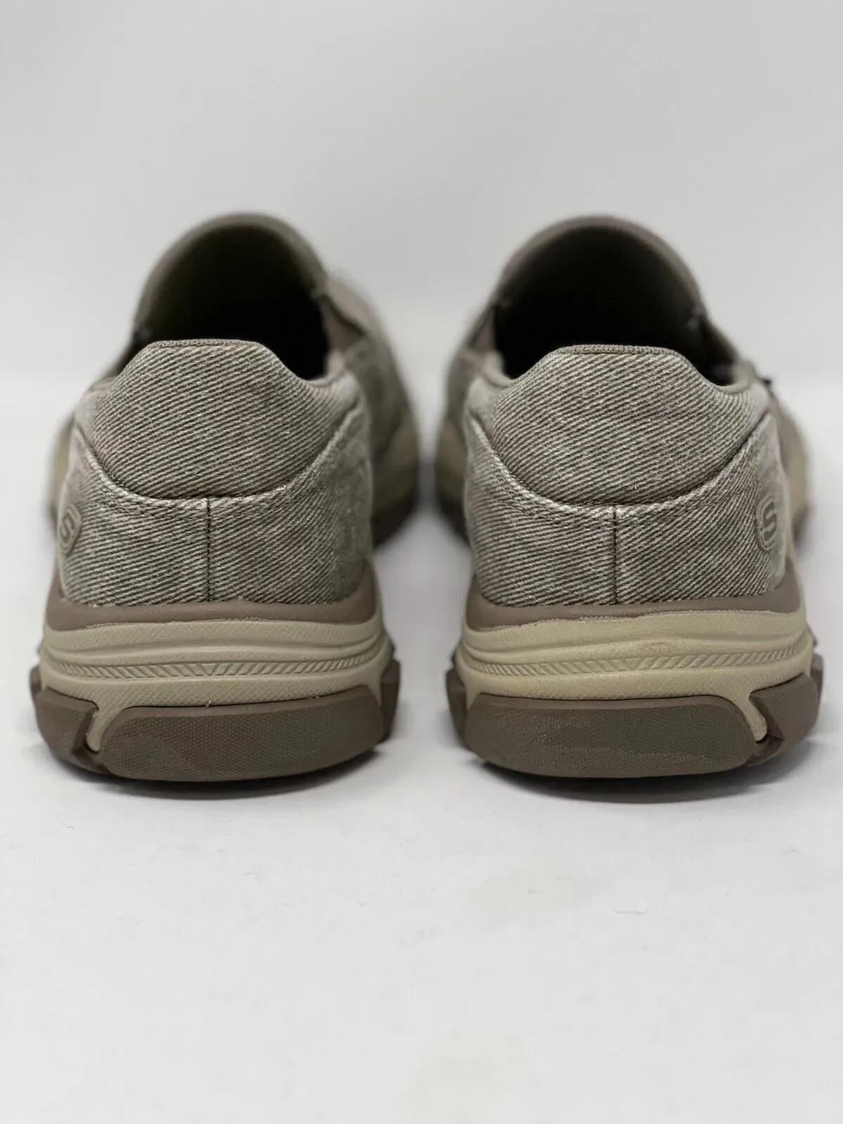 Skechers Mens Fallston Relaxed Fit Memory Foam Shoes