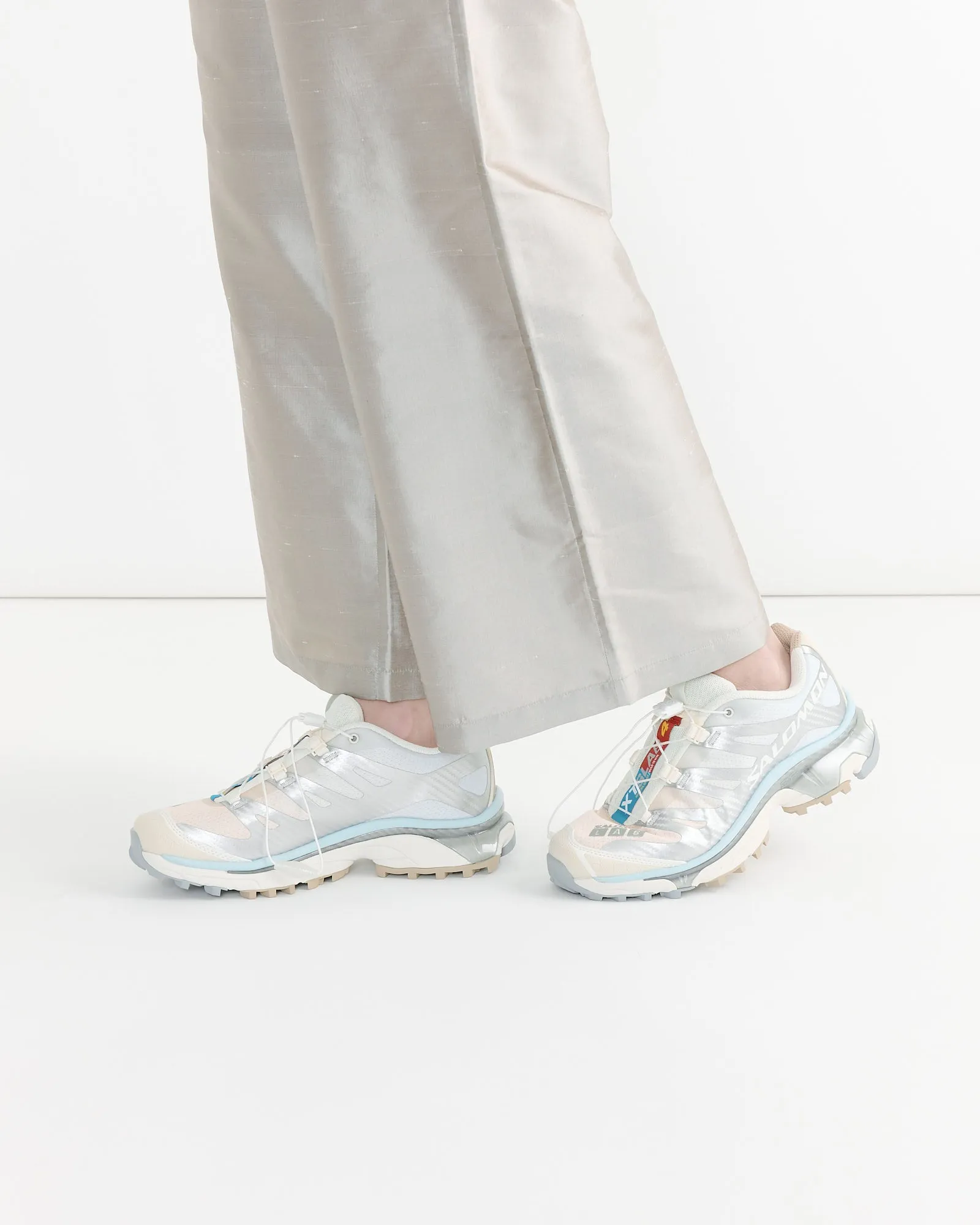 XT-4 in Vanilla Ice/Bllblu/Tender